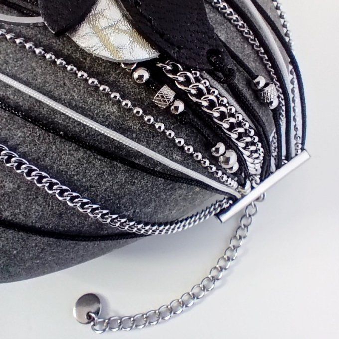 Bracelet multirang Cascade, détail de la chaîne de réglage en acier inox hypoallergénique.