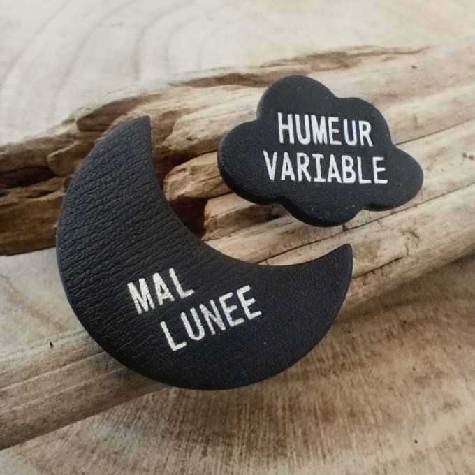 Pin's  à message en cuir noir - Lune ou nuage